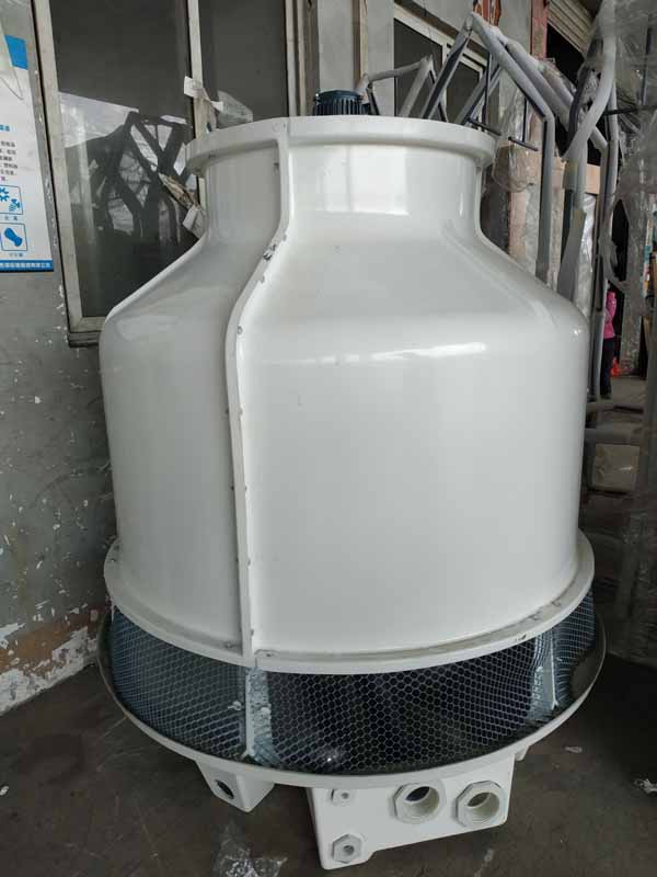 成都30T圆形冷却塔1台